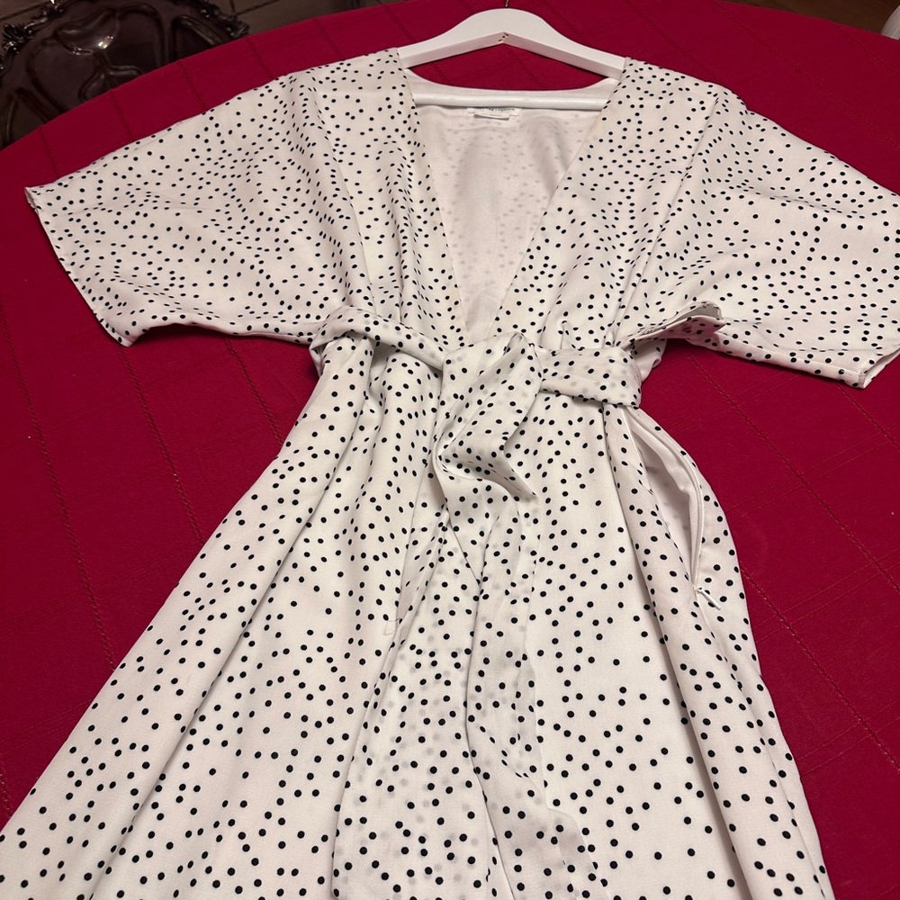 Lovers + Friends Black and White Dotted jumpsuit lined Sexy comfortable garment